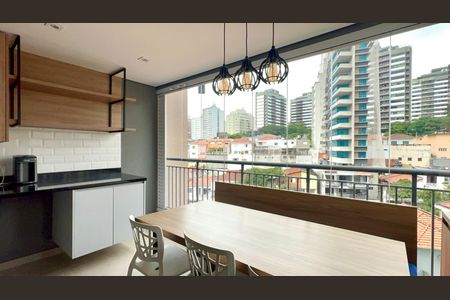 Apartamento para alugar com 56m², 2 quartos e 1 vaga Apartamento para alugar com 56m², 2 quartos e 1 vagaVaranda