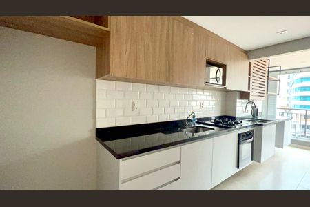 Cozinha de apartamento para alugar com 2 quartos, 56m² em Vila Anglo Brasileira, São Paulo