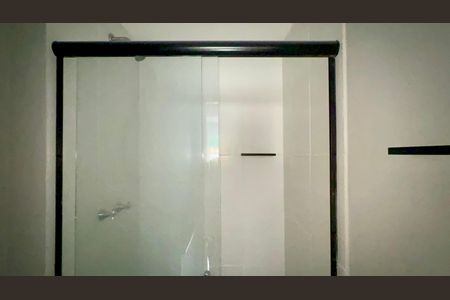 Apartamento para alugar com 56m², 2 quartos e 1 vaga Apartamento para alugar com 56m², 2 quartos e 1 vagaBanheiro