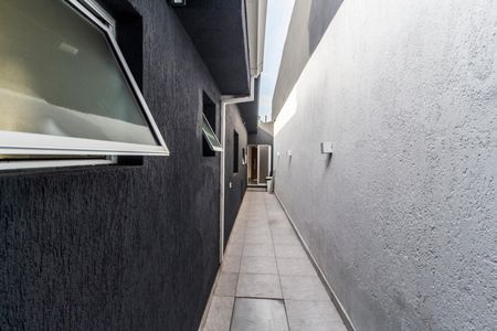 Corredor de casa à venda com 2 quartos, 135m² em Nova Aldeinha, Barueri
