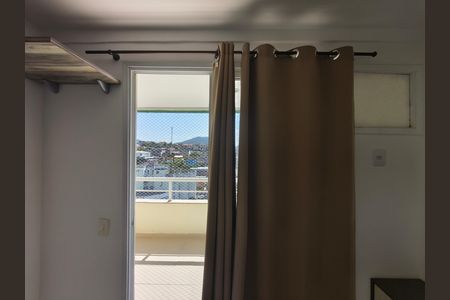 Apartamento à venda com 180m², 2 quartos e 2 vagas Apartamento à venda com 180m², 2 quartos e 2 vagasVaranda da Suíte