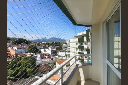 Apartamento à venda com 180m², 2 quartos e 2 vagas Apartamento à venda com 180m², 2 quartos e 2 vagasVaranda da Sala