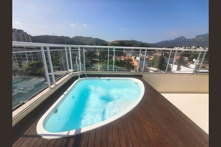 Apartamento à venda com 180m², 2 quartos e 2 vagas Apartamento à venda com 180m², 2 quartos e 2 vagasÁrea comum