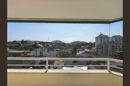 Apartamento à venda com 180m², 2 quartos e 2 vagas Apartamento à venda com 180m², 2 quartos e 2 vagasVaranda da Suíte