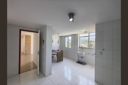Apartamento à venda com 180m², 2 quartos e 2 vagas Apartamento à venda com 180m², 2 quartos e 2 vagasCozinha
