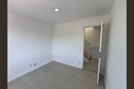 Apartamento à venda com 180m², 2 quartos e 2 vagas Apartamento à venda com 180m², 2 quartos e 2 vagasQuarto