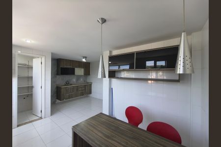 Apartamento à venda com 180m², 2 quartos e 2 vagas Apartamento à venda com 180m², 2 quartos e 2 vagasCozinha
