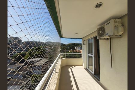 Apartamento à venda com 180m², 2 quartos e 2 vagas Apartamento à venda com 180m², 2 quartos e 2 vagasVaranda da Suíte