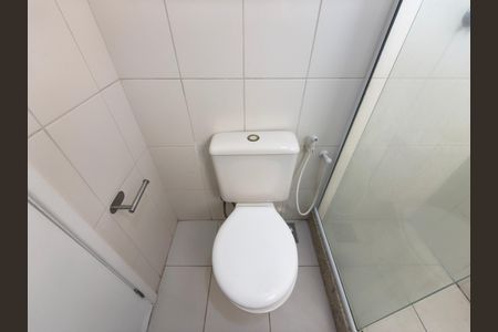 Apartamento à venda com 180m², 2 quartos e 2 vagas Apartamento à venda com 180m², 2 quartos e 2 vagasBanheiro da Suíte