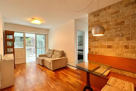 Apartamento para alugar com 90m², 2 quartos e 1 vaga