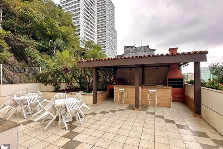 Apartamento para alugar com 90m², 2 quartos e 1 vaga