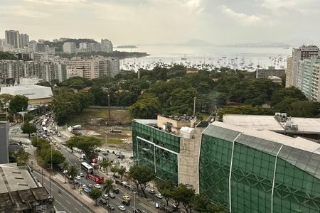 Apartamento para alugar com 90m², 2 quartos e 1 vaga