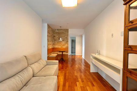 Apartamento para alugar com 90m², 2 quartos e 1 vaga