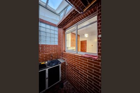 Apartamento à venda com 89m², 2 quartos e sem vaga Apartamento à venda com 89m², 2 quartos e sem vagaÁrea de Serviço