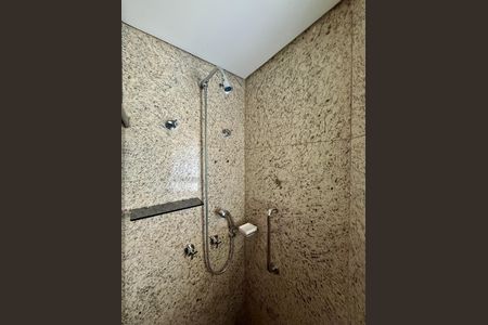 Apartamento para alugar com 200m², 3 quartos e 3 vagasBanheiro Suíte 2