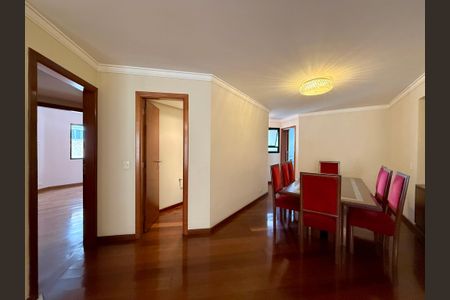 Apartamento para alugar com 200m², 3 quartos e 3 vagasSala