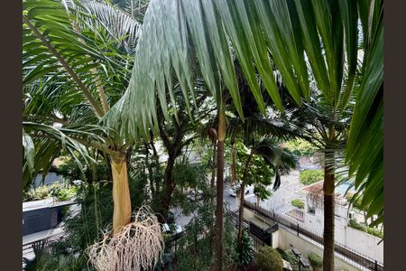 Apartamento para alugar com 200m², 3 quartos e 3 vagasVista