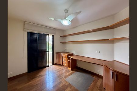 Apartamento para alugar com 200m², 3 quartos e 3 vagasQuarto 3