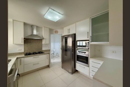 Apartamento para alugar com 200m², 3 quartos e 3 vagasCozinha