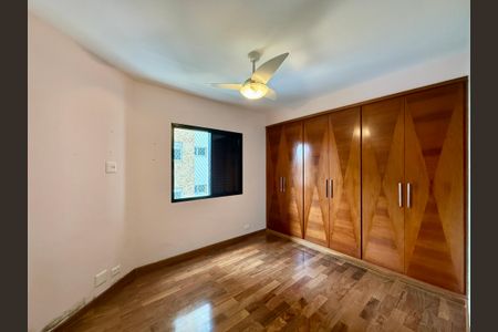 Apartamento para alugar com 200m², 3 quartos e 3 vagasSuíte 2