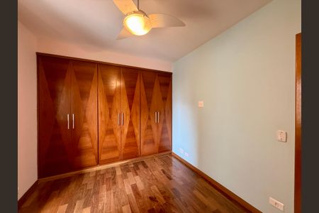 Apartamento para alugar com 200m², 3 quartos e 3 vagasSuíte 2