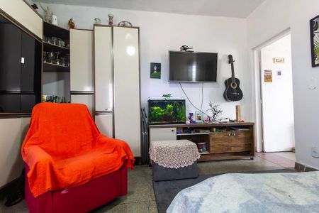 Sala de casa à venda com 3 quartos, 240m² em Vila Rio Branco, São Paulo