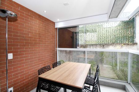 Varanda de kitnet/studio para alugar com 1 quarto, 30m² em Pinheiros, São Paulo