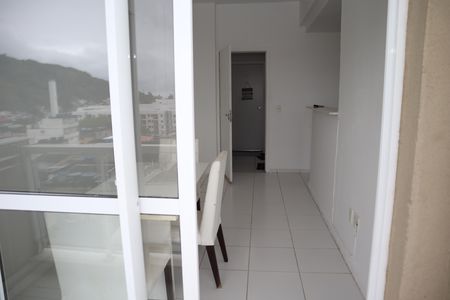 Apartamento à venda com 85m², 2 quartos e 2 vagasSala