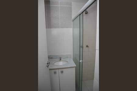 Apartamento à venda com 85m², 2 quartos e 2 vagasBanheiro da Suíte