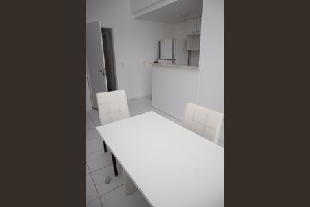 Apartamento à venda com 85m², 2 quartos e 2 vagasSala