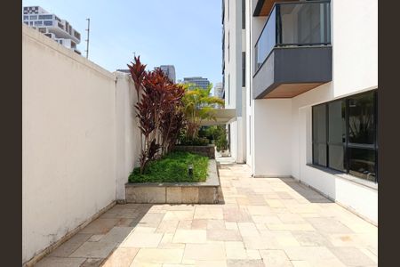 Apartamento para alugar com 78m², 3 quartos e 1 vagaLateral