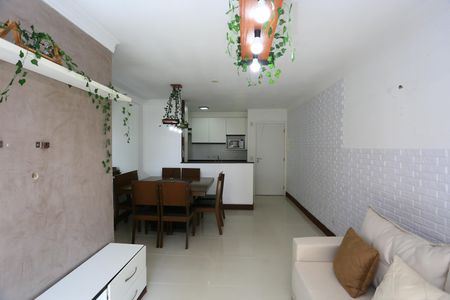 Sala  de apartamento para alugar com 3 quartos, 74m² em Jardim Parque Morumbi, São Paulo