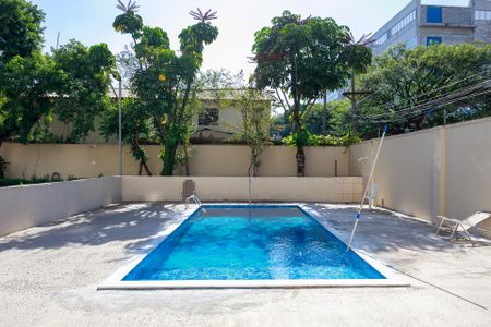 Apartamento para alugar com 36m², 2 quartos e 1 vaga Apartamento para alugar com 36m², 2 quartos e 1 vagaPiscina