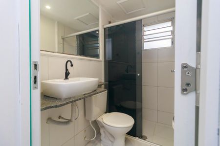 Banheiro de apartamento para alugar com 2 quartos, 36m² em Santo Amaro, São Paulo
