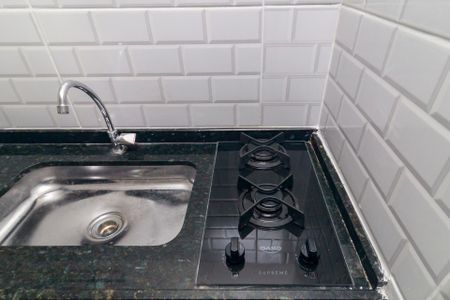 Cozinha de apartamento para alugar com 2 quartos, 36m² em Santo Amaro, São Paulo