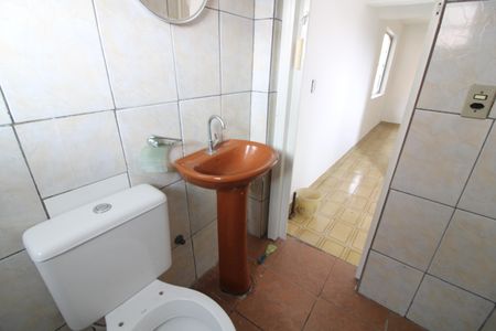 Casa para alugar com 65m², 2 quartos e sem vagaBanheiro da Suíte