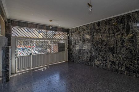 Casa à venda com 141m², 2 quartos e 2 vagasGaragem
