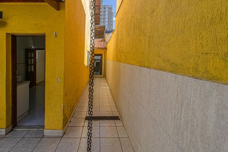 Casa à venda com 141m², 2 quartos e 2 vagasCorredor