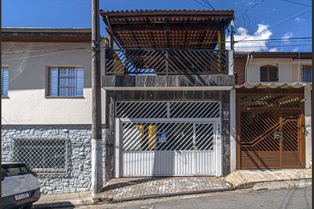 Casa à venda com 141m², 2 quartos e 2 vagasFachada