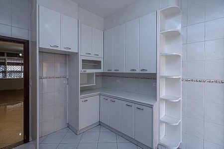 Casa à venda com 141m², 2 quartos e 2 vagasCozinha