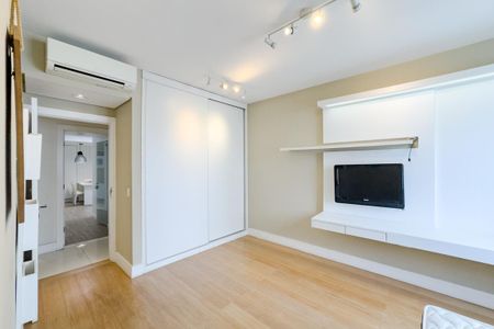 Apartamento à venda com 500m², 4 quartos e 2 vagasQuarto 2