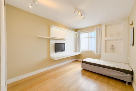 Apartamento à venda com 500m², 4 quartos e 2 vagasQuarto 2