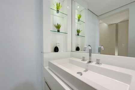 Apartamento à venda com 500m², 4 quartos e 2 vagasBanheiro Social