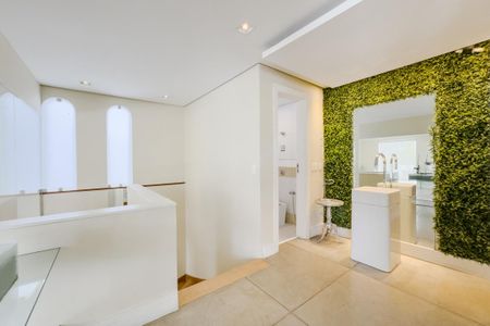 Apartamento à venda com 500m², 4 quartos e 2 vagasCobertura
