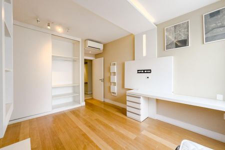 Apartamento à venda com 500m², 4 quartos e 2 vagasQuarto 1