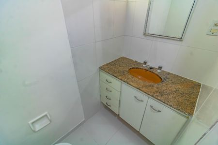 Apartamento para alugar com 70m², 3 quartos e 1 vagaBanheiro