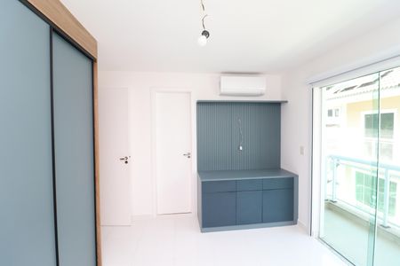 Casa de condomínio para alugar com 101m², 3 quartos e 2 vagasSuíte