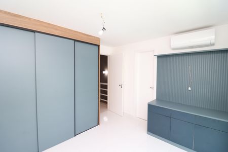 Casa de condomínio para alugar com 101m², 3 quartos e 2 vagasSuíte