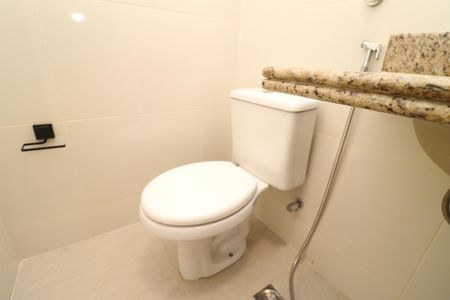 Casa de condomínio para alugar com 101m², 3 quartos e 2 vagasLavabo