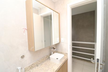 Casa de condomínio para alugar com 101m², 3 quartos e 2 vagasBanheiro Social